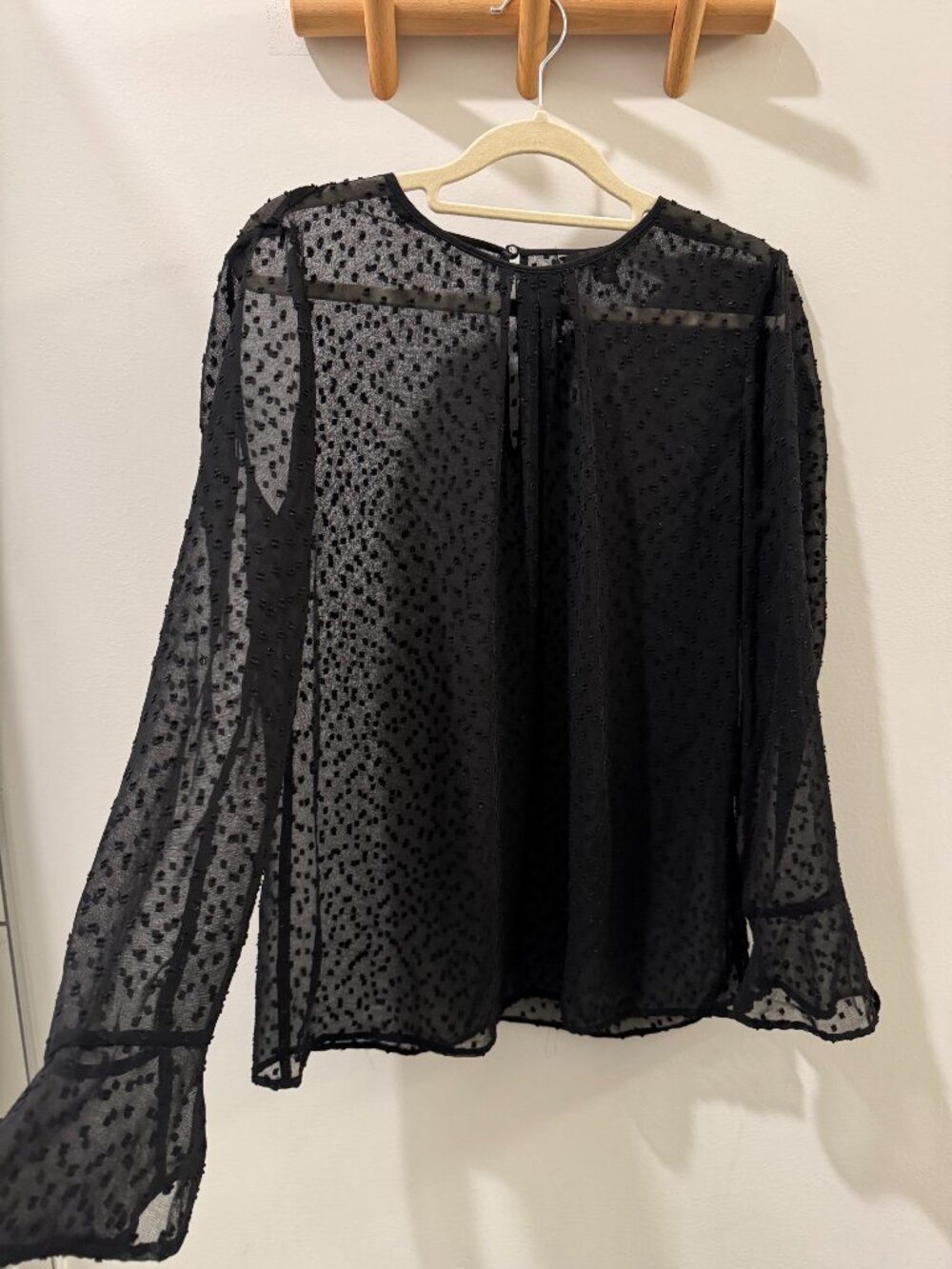 Banana Republic Black Long Sleeve, size Small